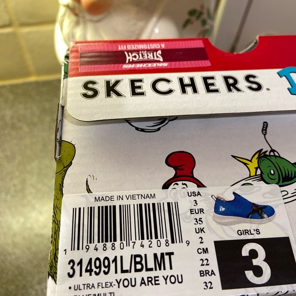 NIB Girls Sketchers brand slip on sneakers Cat in the Hat Sz 3 Blue - Picture 6 of 12
